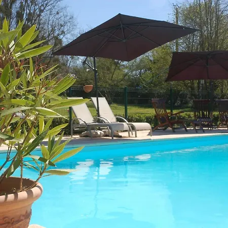 Le Logis Du Pressoir: 18th Century Loire Valley Estate with Heated Pool Les Bois-d'Anjou Exterior photo
