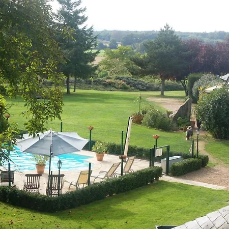 Le Logis Du Pressoir: 18th Century Loire Valley Estate with Heated Pool Les Bois-d'Anjou Exterior photo
