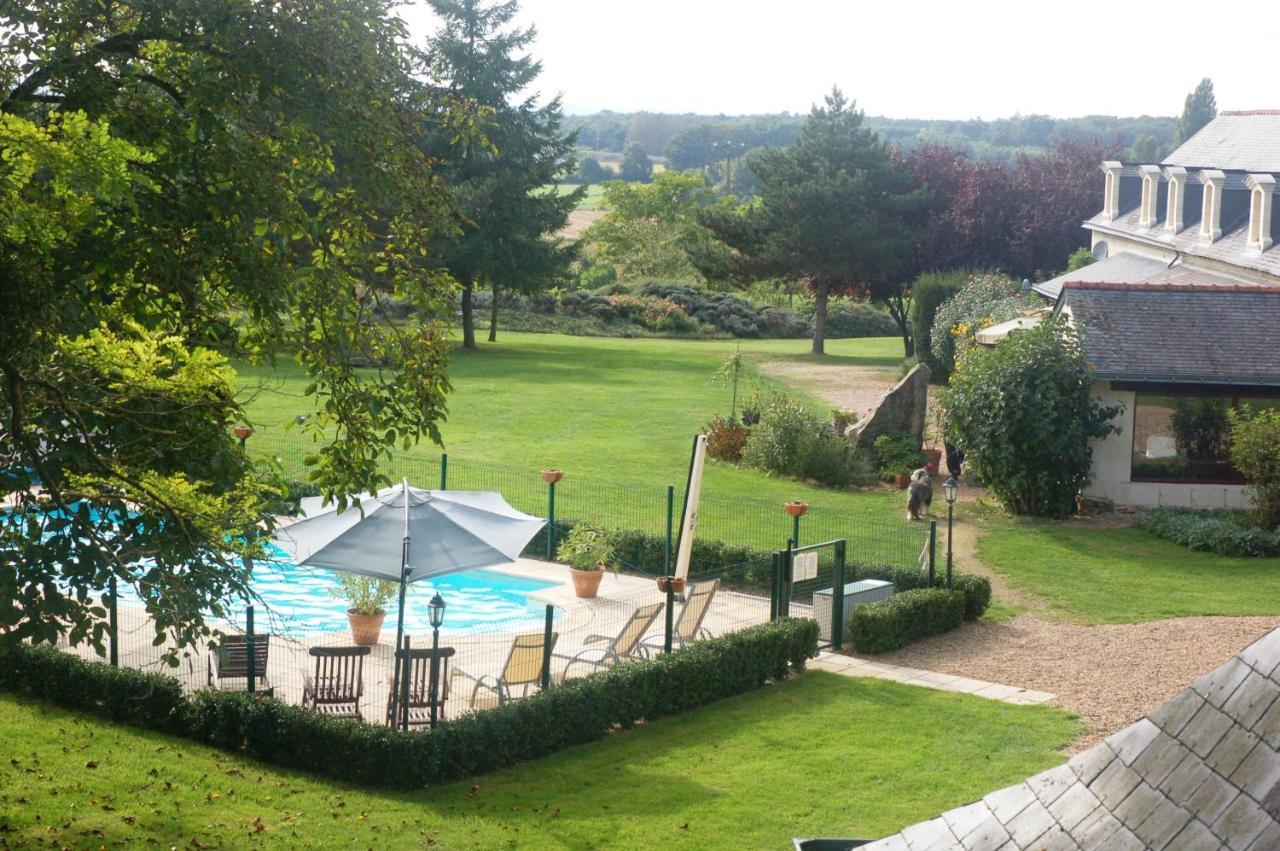 Le Logis Du Pressoir Self Catering In Beautiful 18th Century Estate In The Heart Of The Loire Valley With Heated Pool And Extensive Grounds. * Les Bois-d'Anjou