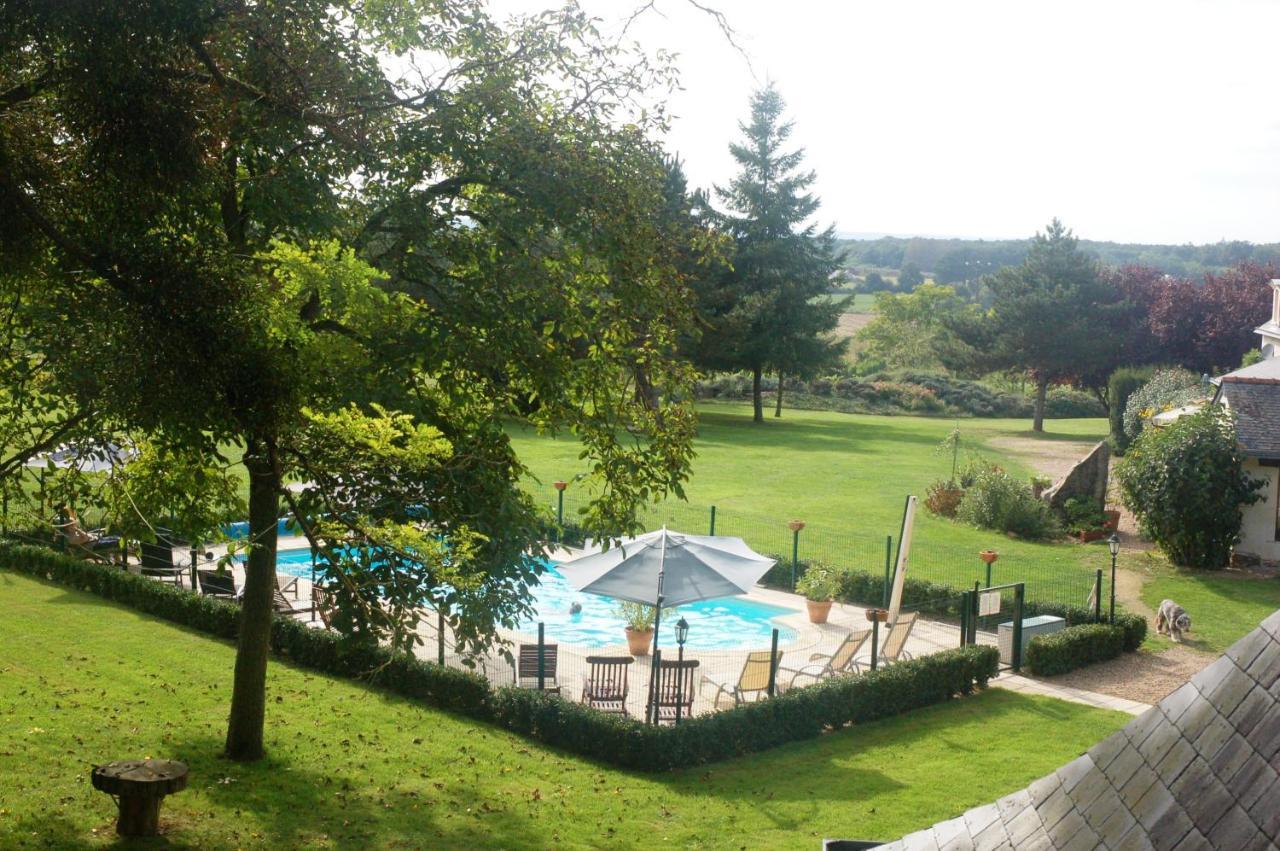 Hébergement de vacances Le Logis Du Pressoir Self Catering In Beautiful 18th Century Estate In The Heart Of The Loire Valley With Heated Pool And Extensive Grounds. *